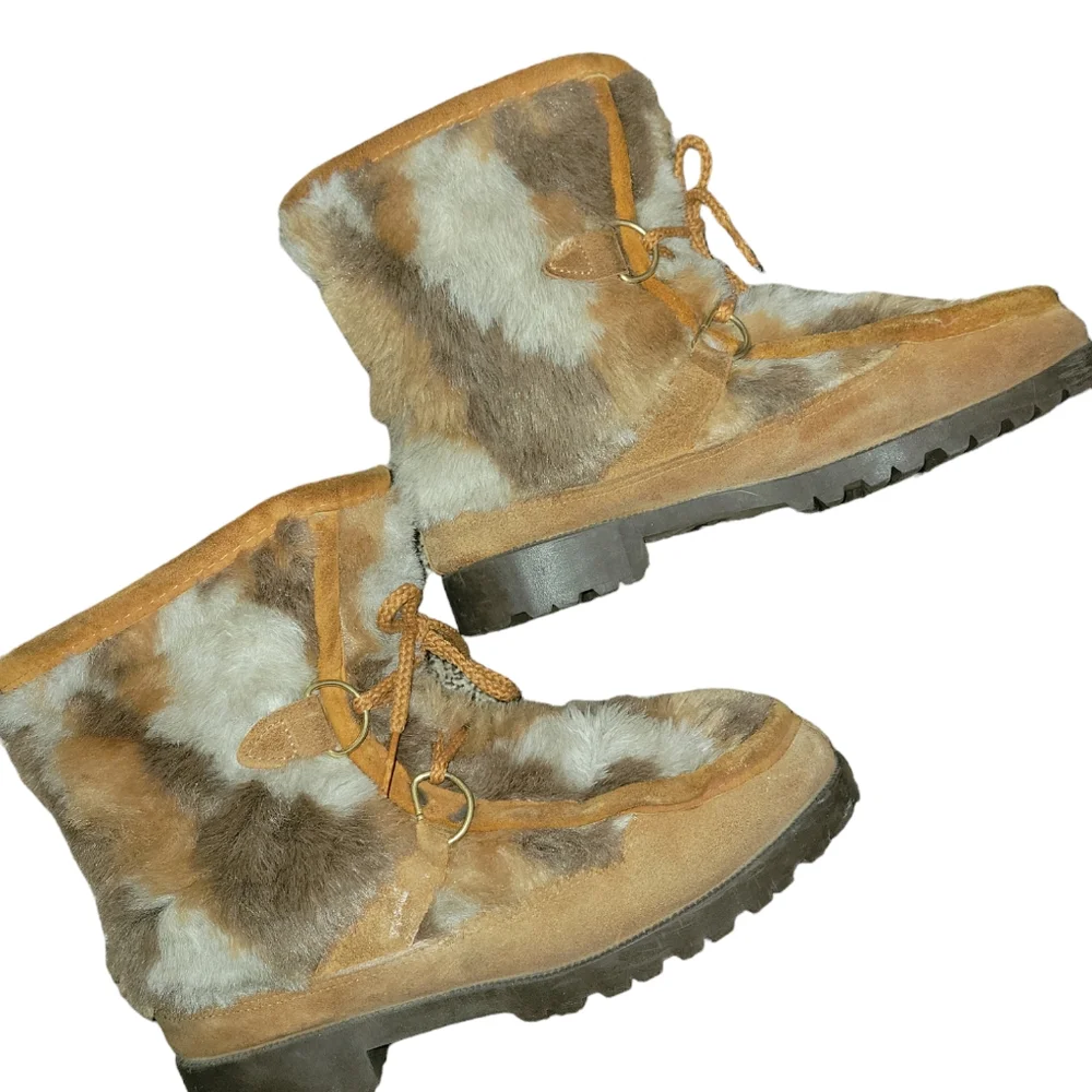 Vintage Snowland Leather and Faux Fur Snow Winter Boots sz 9